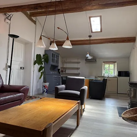 Le Pre Doux Apartment *
